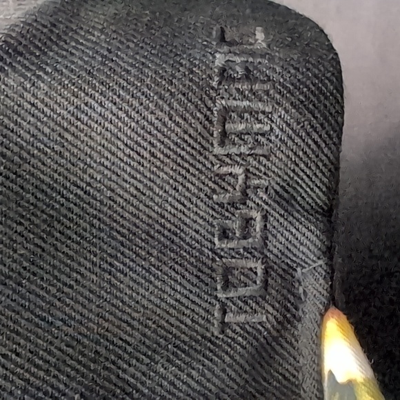 Toby Mac,Yupoong The Classic Men's Black/Floral Snapback Flat Bill Hat. - Picture 6 of 9